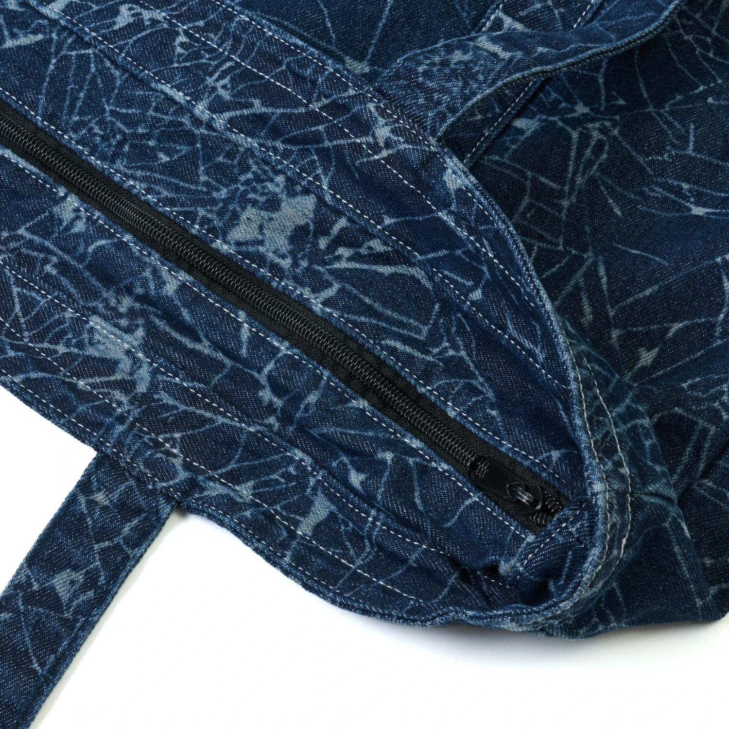 Toil Denim Tote Bag - Image 5