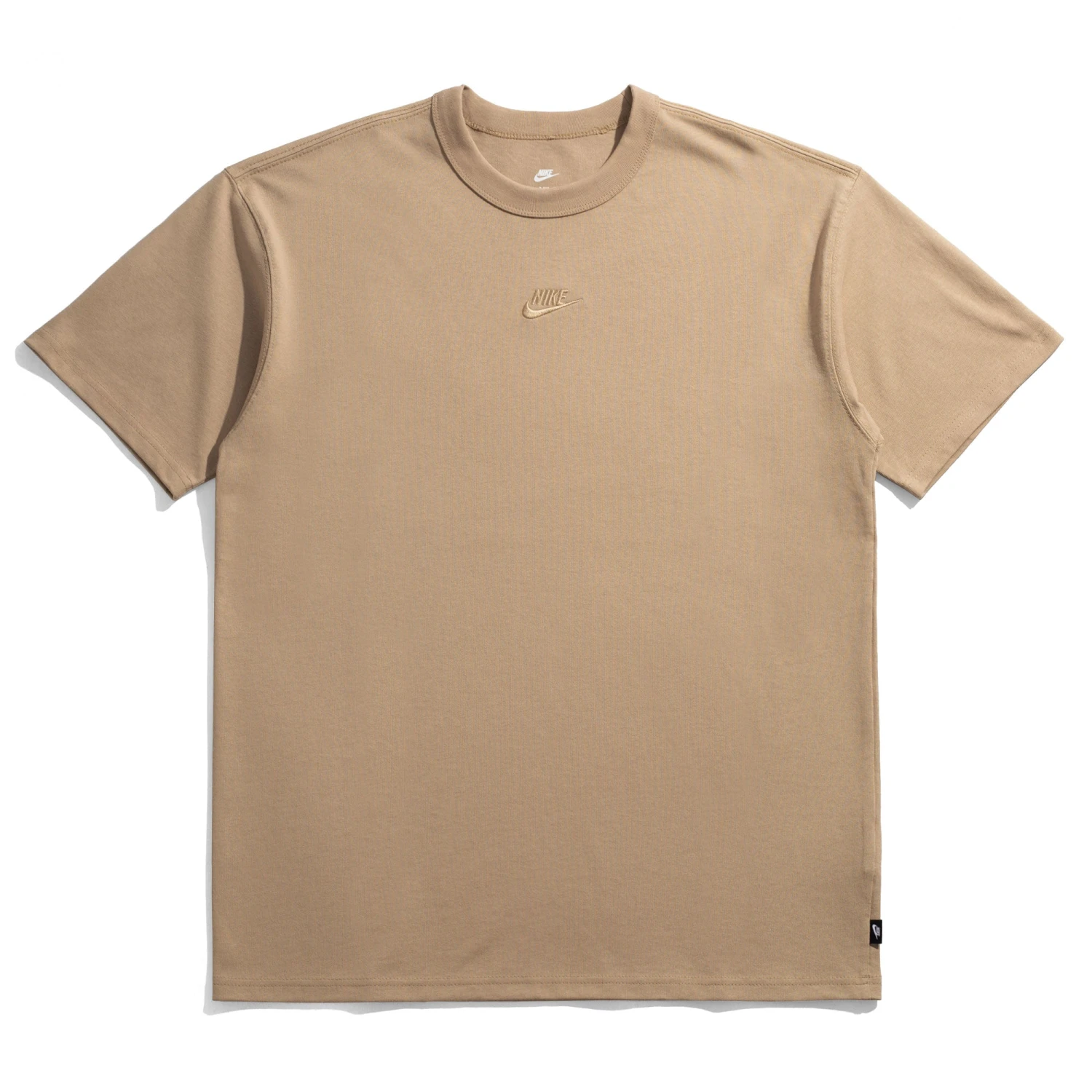 Nike Sportswear Premium Essentials T-Shirt - Image 9