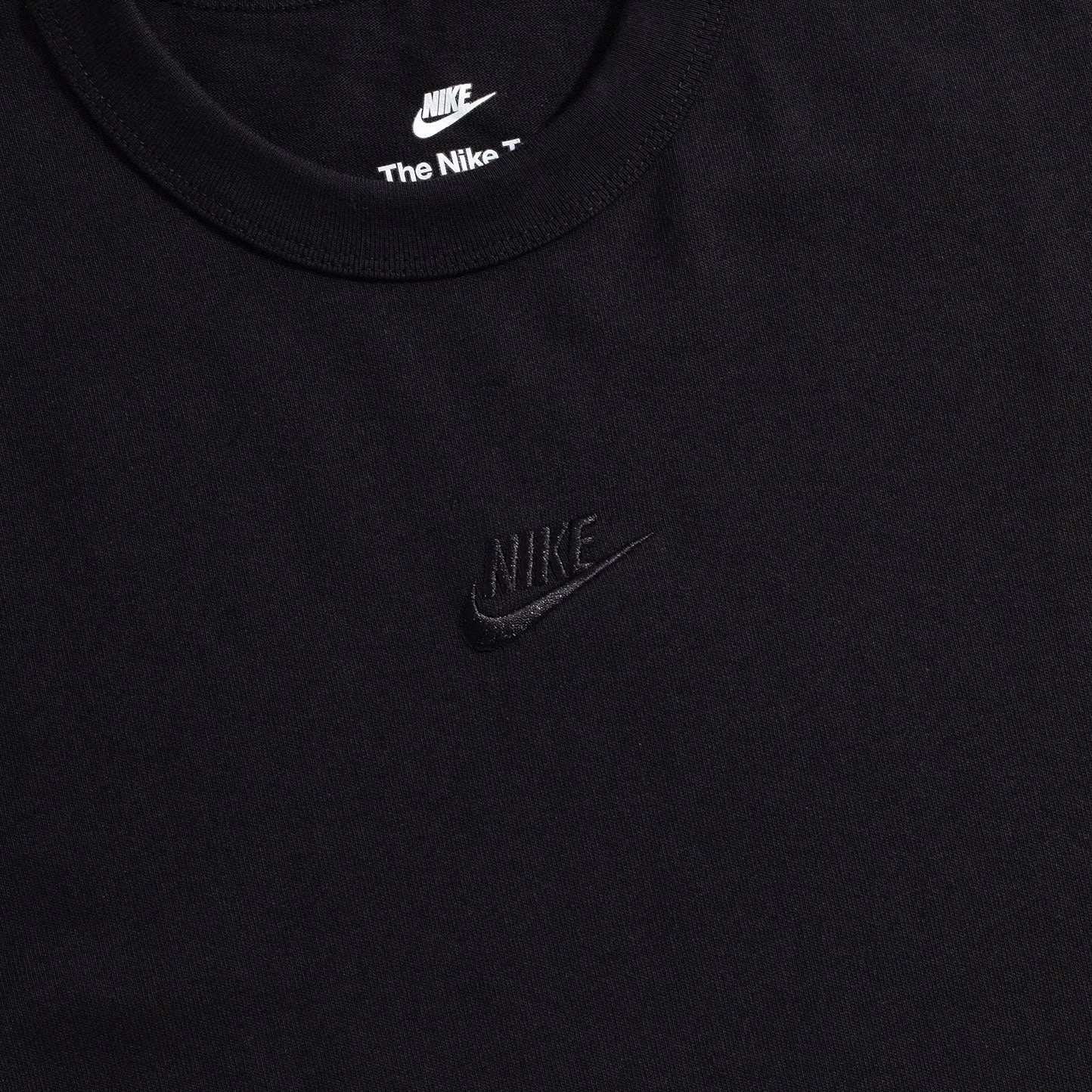 Nike Sportswear Premium Essentials T-Shirt - Image 4